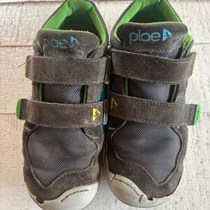 Kids Plae Ty Shoes - Size 1